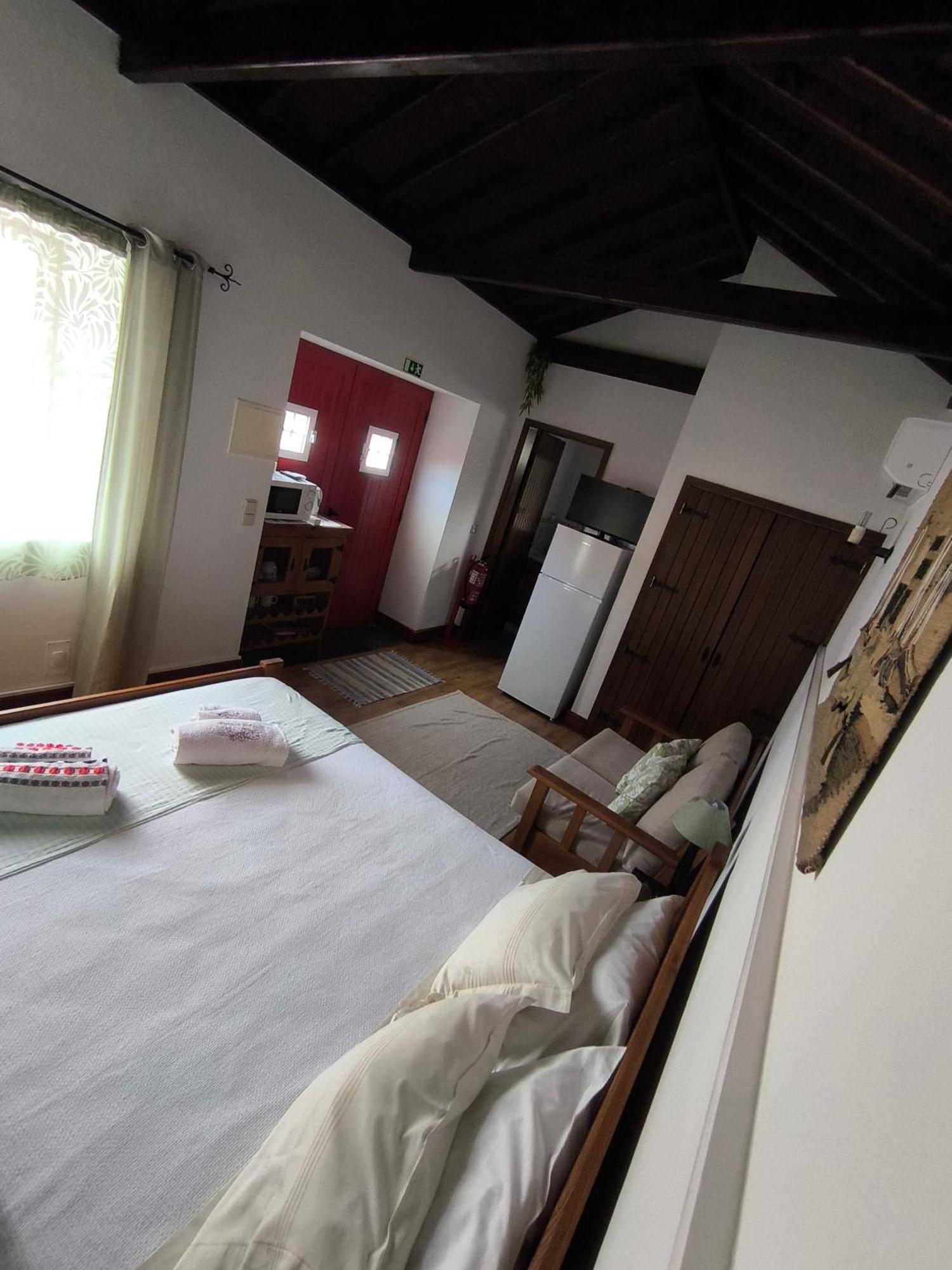 Casal Do Vulcao Guest House Capelo Exterior photo