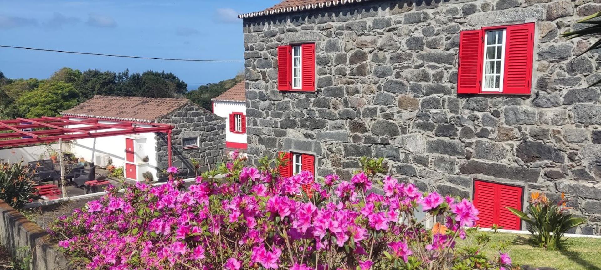 Casal Do Vulcao Guest House Capelo Exterior photo